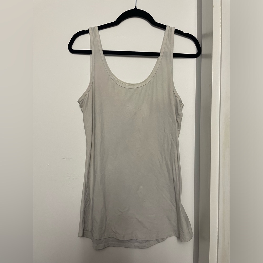 Size XL white tank top